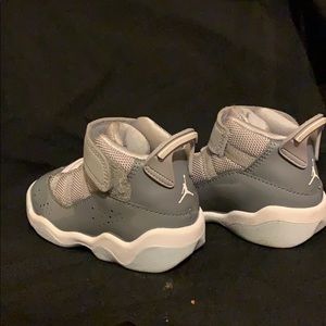 Boy Shoes / Jordan’s 5c